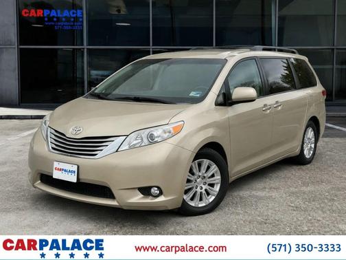 2015 Toyota Sienna XLE