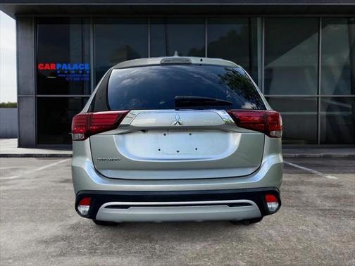 2020 Mitsubishi Outlander SP
