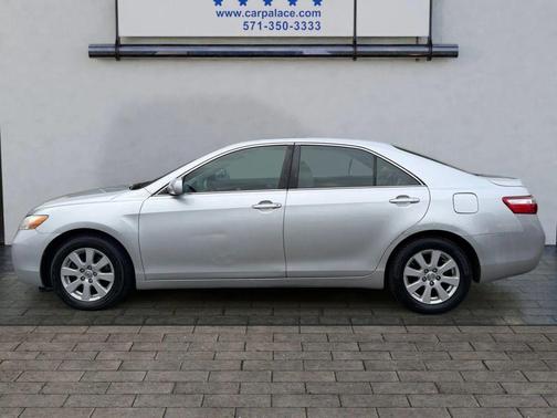 2009 Toyota Camry Sedan 4D