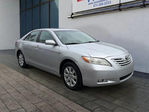 2009 Toyota Camry Sedan 4D