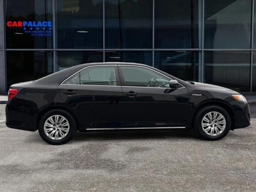 2013 Toyota Camry Hybrid LE