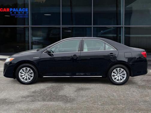 2013 Toyota Camry Hybrid LE