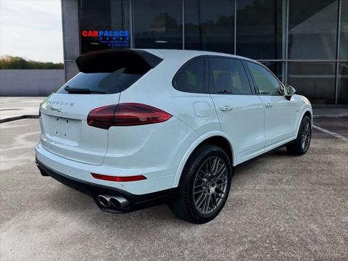 2017 Porsche Cayenne E-Hybrid S
