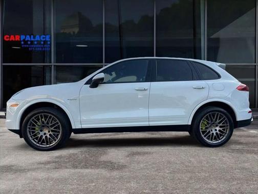 2017 Porsche Cayenne E-Hybrid S