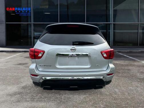 2020 Nissan Pathfinder SL 2WD