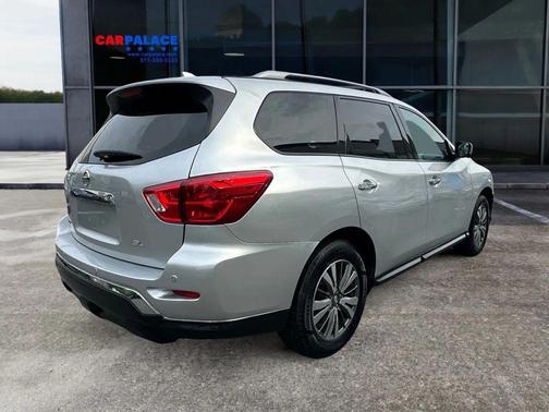 2020 Nissan Pathfinder SL 2WD