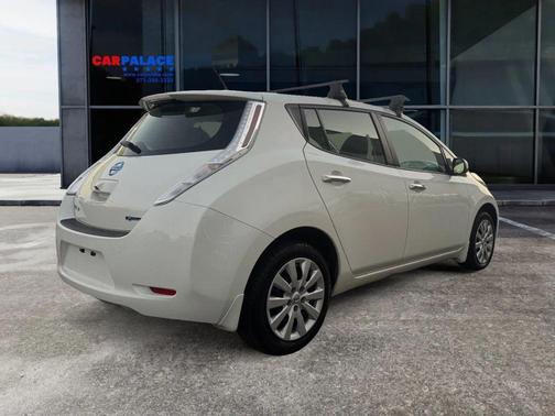 2016 Nissan Leaf S