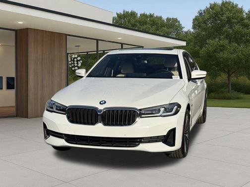 Alpine White 2023 BMW 530e 530e