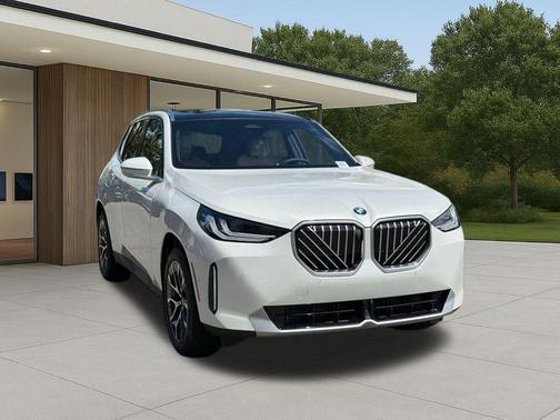 Mineral White Metallic 2026 BMW X3 30 xDrive