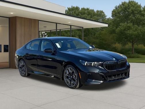 Black Sapphire Metallic 2027 BMW 530 i
