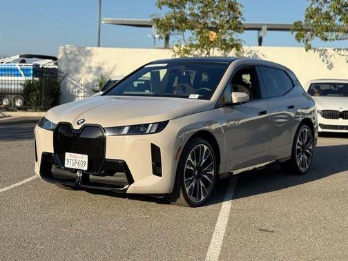 Dune 2026 BMW iX xDrive60