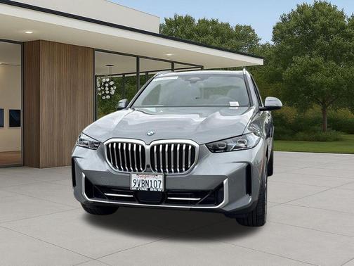 Gray Metallic 2026 BMW X5 sDrive40i