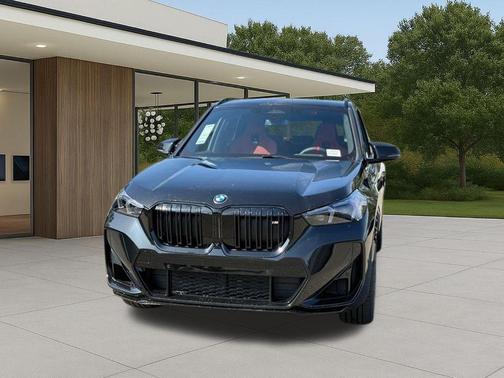 Black Sapphire Metallic 2026 BMW X1 M35i