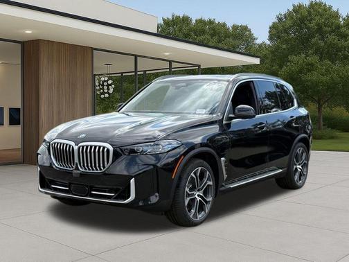 Black Sapphire Metallic 2026 BMW X5 PHEV xDrive50e