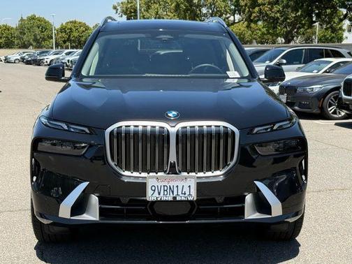 Black Sapphire Metallic 2026 BMW X7 xDrive40i