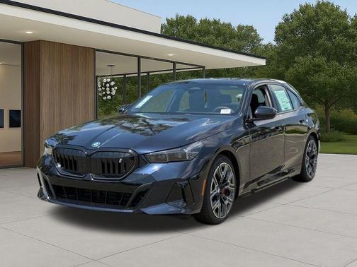Carbon Black Metallic 2026 BMW i5 eDrive40