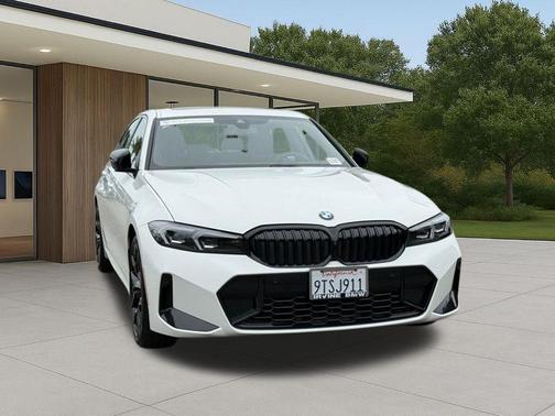 Alpine White 2025 BMW 330 i