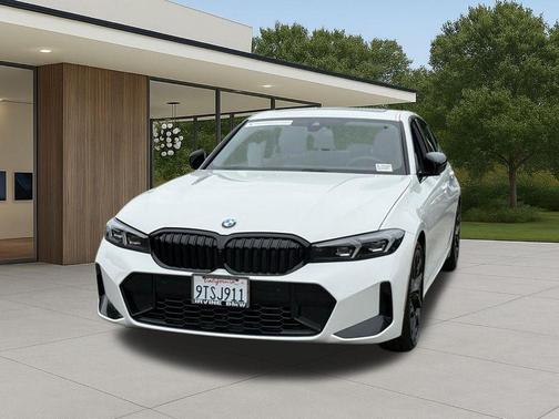 Alpine White 2025 BMW 330 i