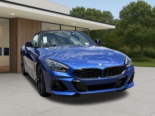 Portimao Blue Metallic 2026 BMW Z4 sDrive30i