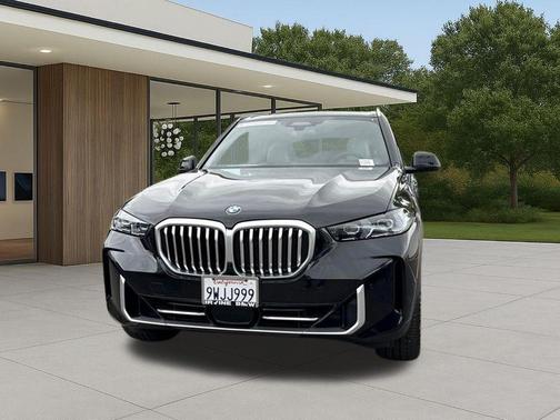 Black Sapphire Metallic 2026 BMW X5 sDrive40i