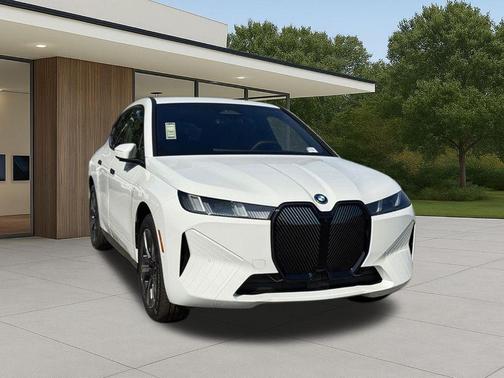 Alpine White 2026 BMW iX xDrive45