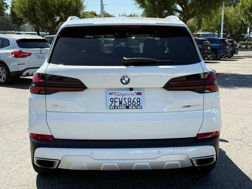 Alpine White 2024 BMW X5 xDrive40i