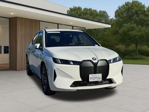 Alpine White 2026 BMW iX xDrive45