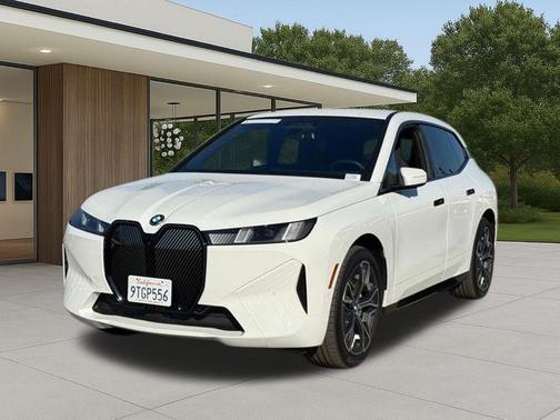 Alpine White 2026 BMW iX xDrive45