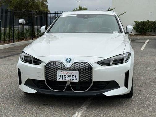 Mineral White Metallic 2025 BMW i4 Gran Coupe eDrive40
