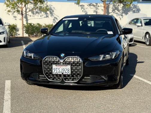 Black Sapphire Metallic 2026 BMW 430 i