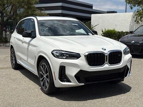 Alpine White 2024 BMW X3 M40i