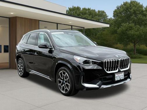 Jet Black 2025 BMW X1 xDrive28i
