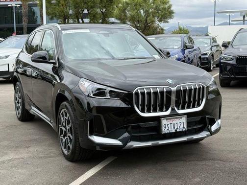 Jet Black 2025 BMW X1 xDrive28i