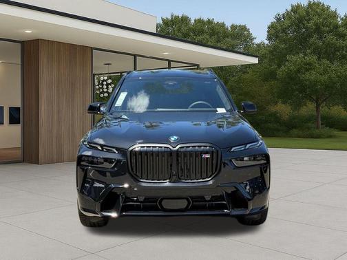 Black Sapphire Metallic 2026 BMW X7 M60i