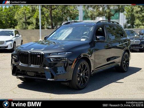 Black Sapphire Metallic 2026 BMW X7 M60i
