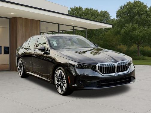 Dark Graphite Metallic 2026 BMW i5 eDrive40