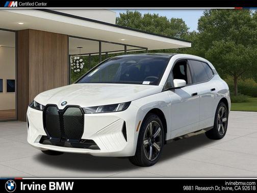 Mineral White Metallic 2026 BMW iX xDrive60