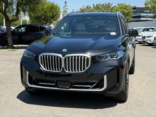 Black Sapphire Metallic 2024 BMW X5 xDrive40i