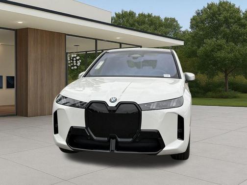 Mineral White Metallic 2026 BMW iX xDrive60