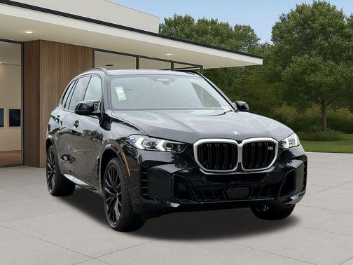Black Sapphire Metallic 2026 BMW X5 M60i