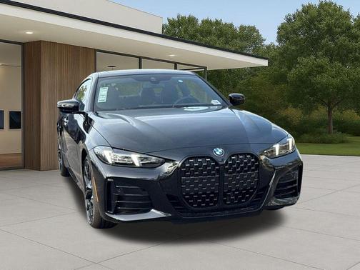 Black Sapphire Metallic 2027 BMW 430 i