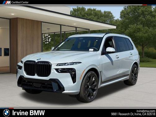 Gray Metallic 2026 BMW X7 xDrive40i