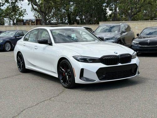 Mineral White Metallic 2023 BMW 330 i