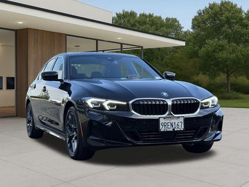 Black Sapphire Metallic 2025 BMW 330 i
