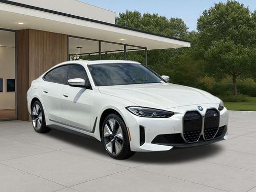 Mineral White Metallic 2023 BMW i4 Gran Coupe eDrive35