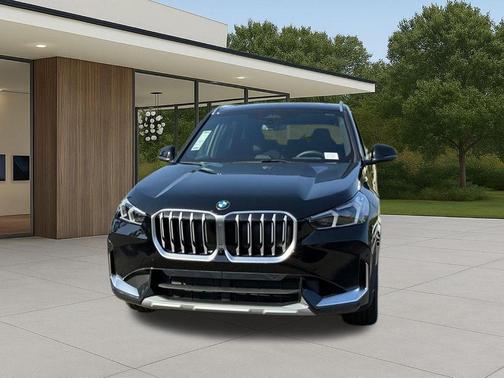 Jet Black 2026 BMW X1 xDrive28i