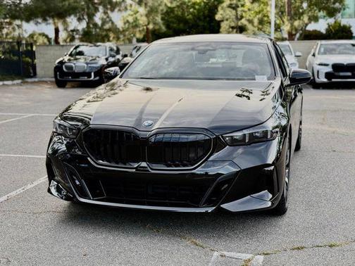 Black Sapphire Metallic 2026 BMW 540 i xDrive