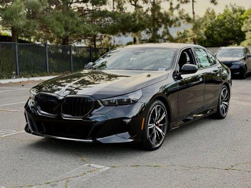 Black Sapphire Metallic 2026 BMW 540 i xDrive