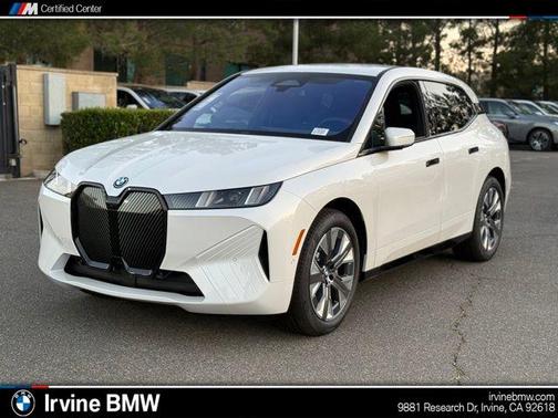 Mineral White Metallic 2026 BMW iX xDrive45