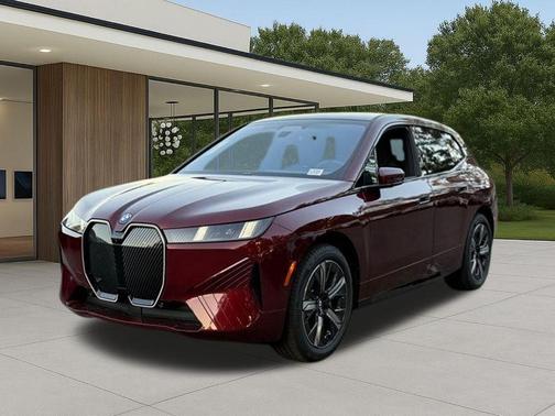 Aventurin Red Metallic 2026 BMW iX xDrive45